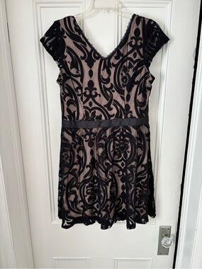 Soieblu Black Lace-Overlay V-Neck Mini Dress